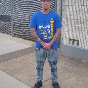 Meet your Posher, Larry